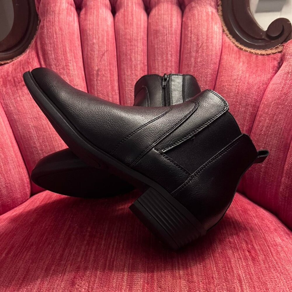 Sugar Women's Size 9 Black Faux Leather Classic Ankle Boots